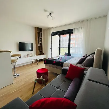 דירה Lux Nina טרביניה