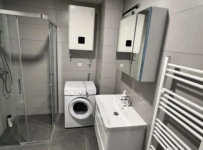 アパート Lux Nina